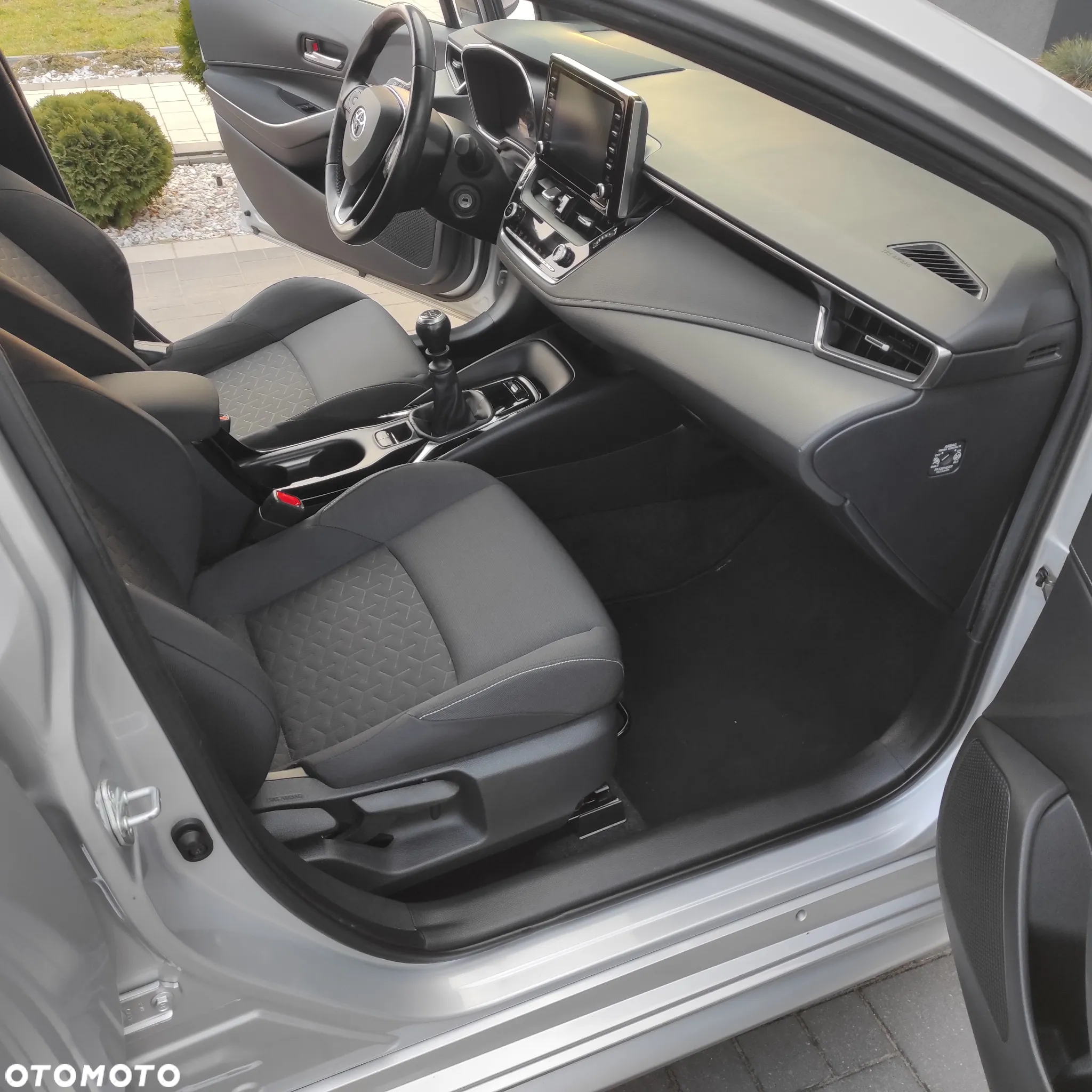 Toyota Corolla 1.2 T Comfort - 17