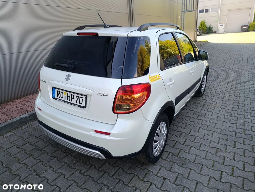 Suzuki SX4 - 12