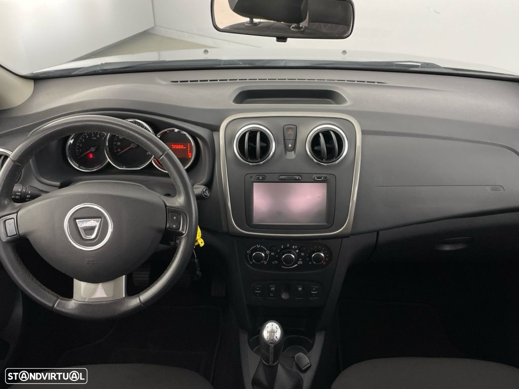 Dacia Sandero 1.5 dCi Stepway - 10
