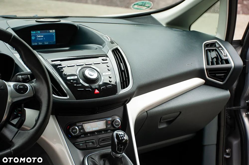 Ford C-MAX 1.6 Ti-VCT Titanium - 32