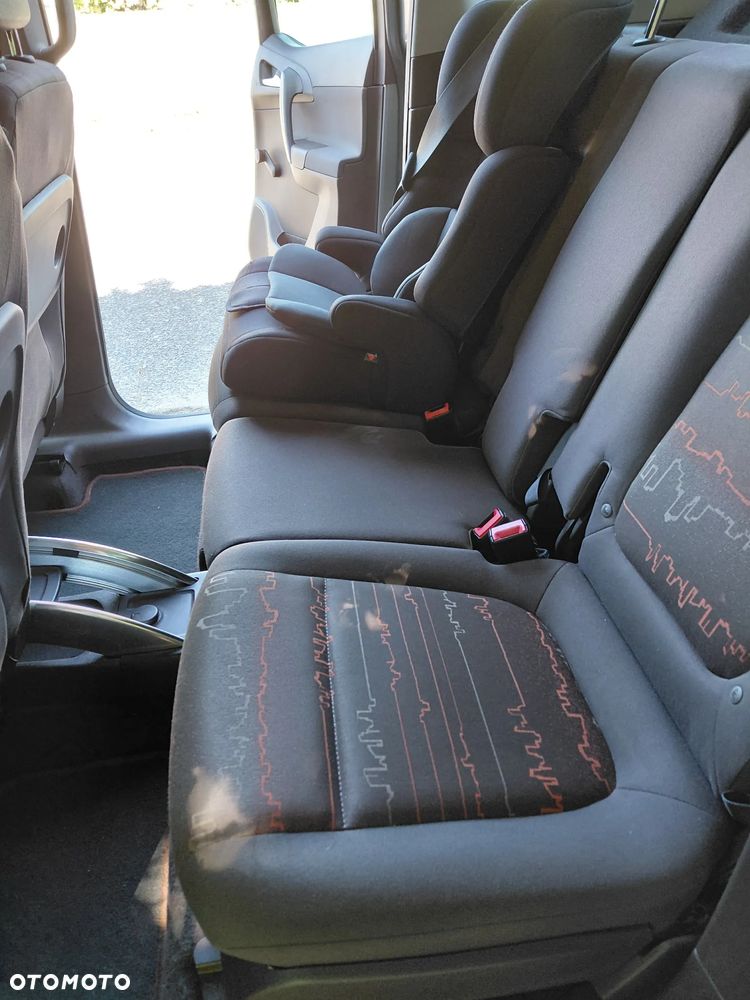 Opel Meriva - 8