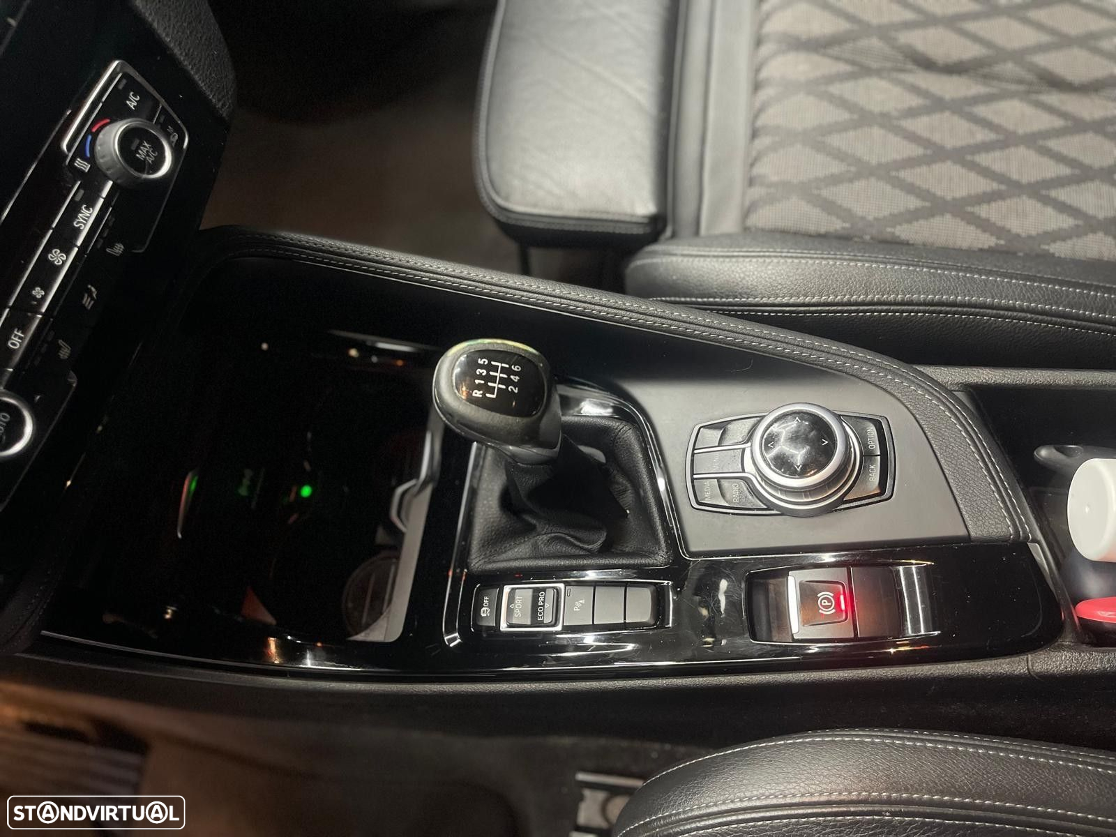 BMW X1 16 d sDrive Line Sport - 13