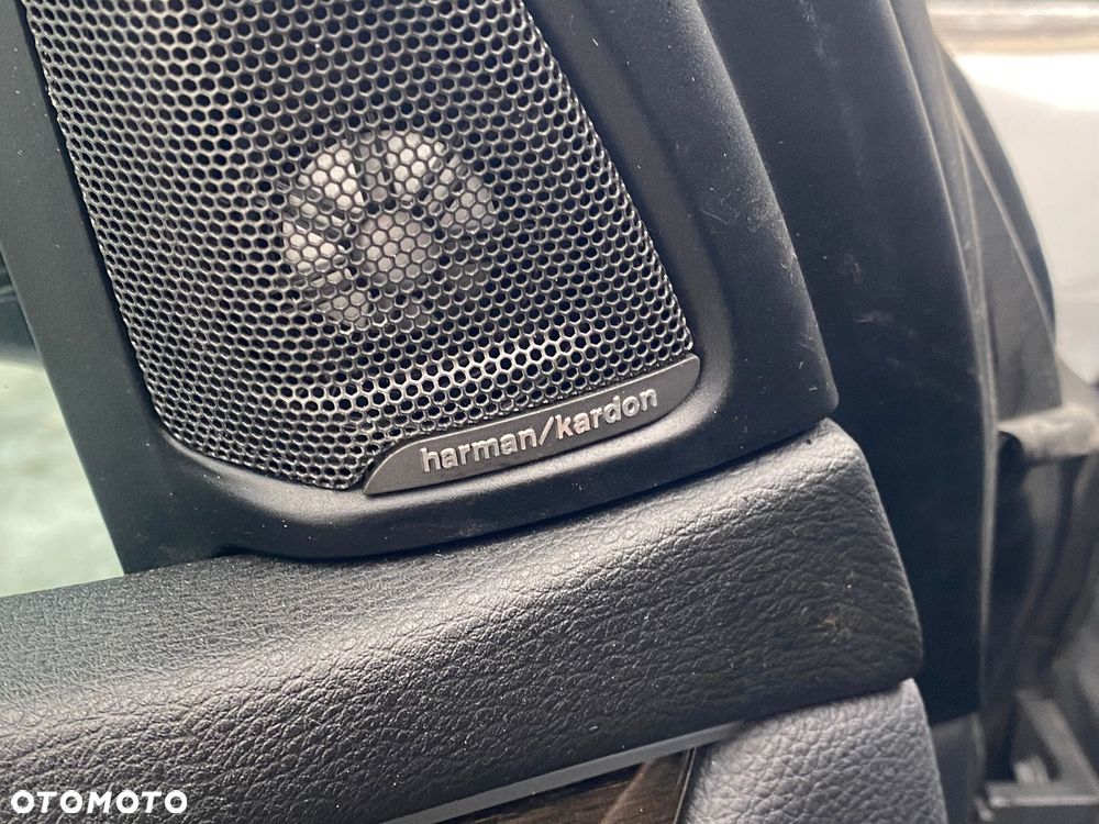 BMW X5 xDrive50i Sport-Aut - 25