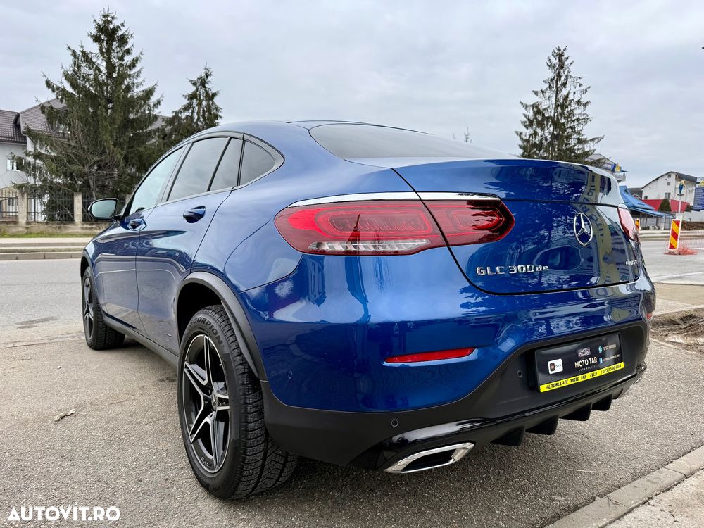 Mercedes-Benz GLC Coupe 300 de 4Matic 9G-TRONIC AMG Line - 4