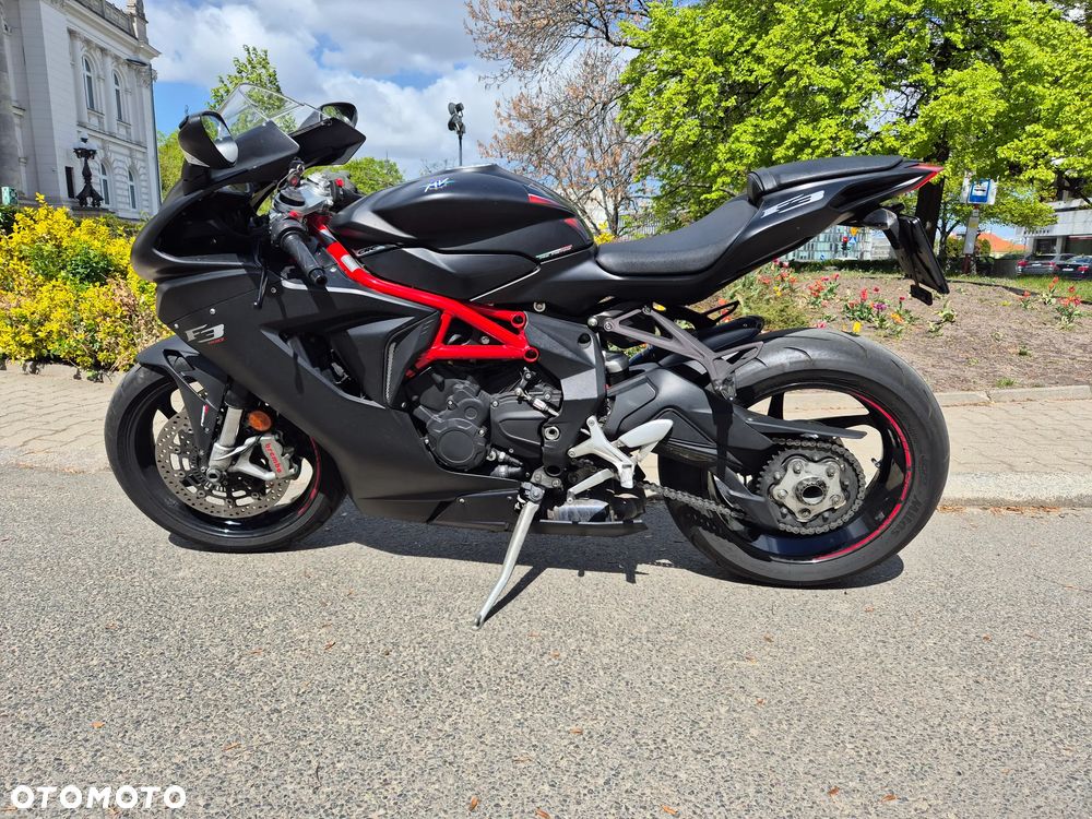MV AGUSTA F3 - 2