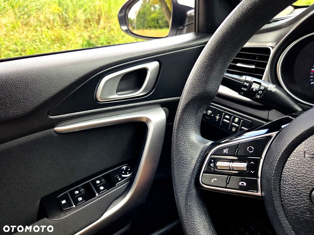 Kia Ceed 1.0 T-GDI M - 33