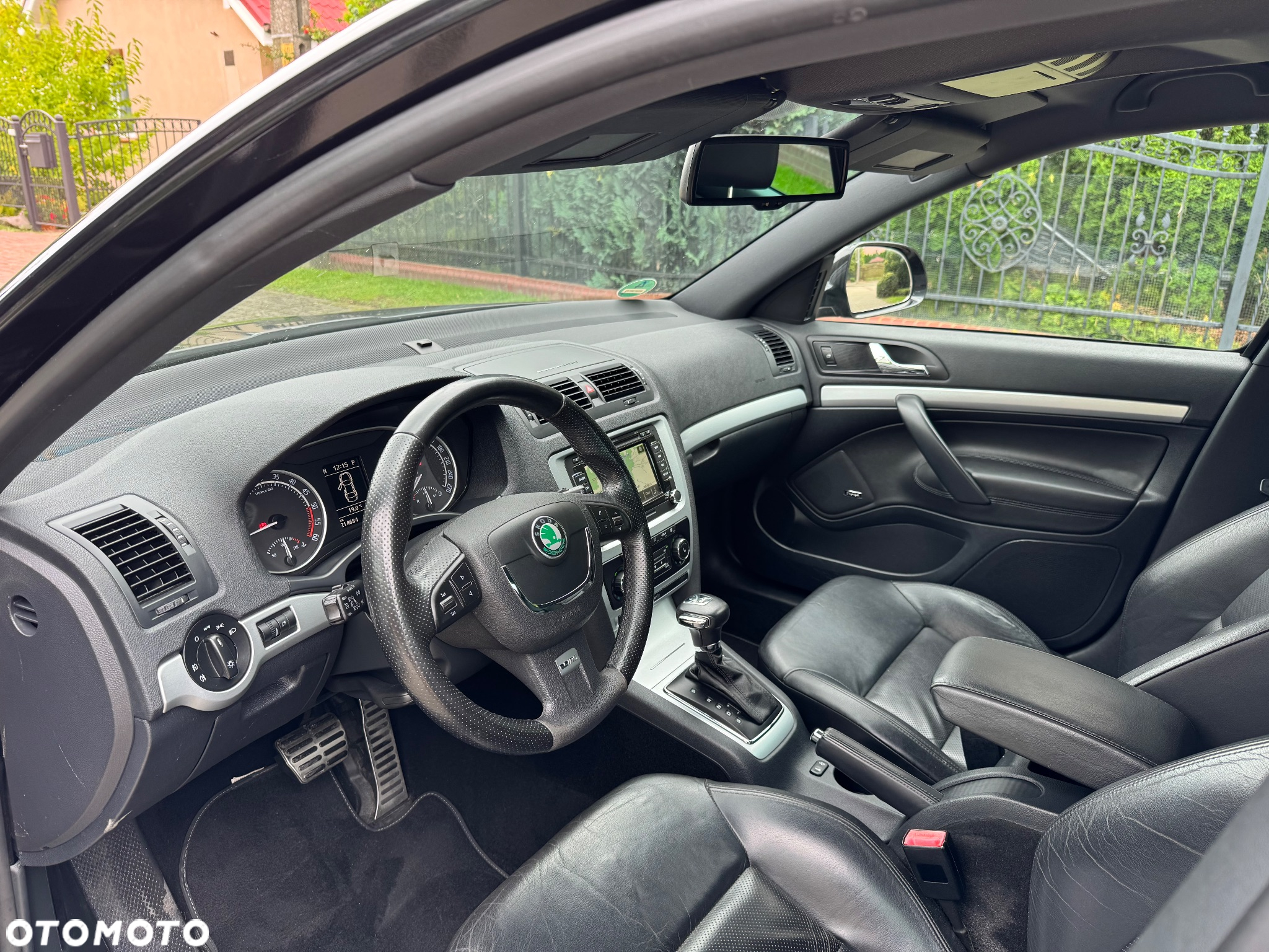 Skoda Octavia Combi 2.0 TDI DPF DSG RS - 9