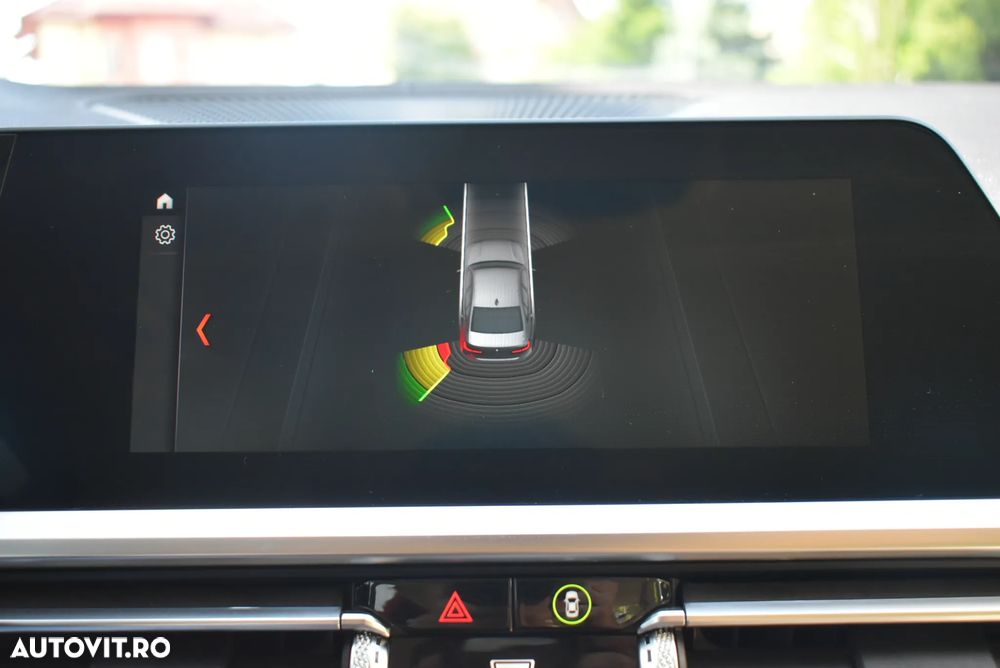 BMW Seria 3 320d xDrive AT - 16