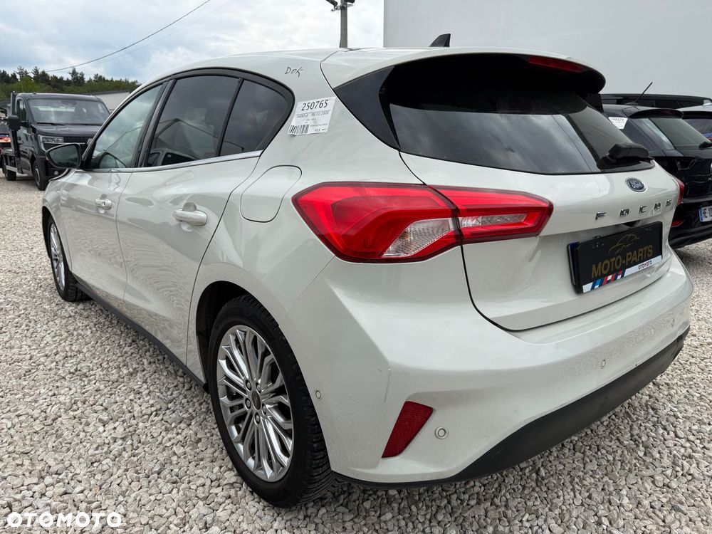 Ford Focus - 3