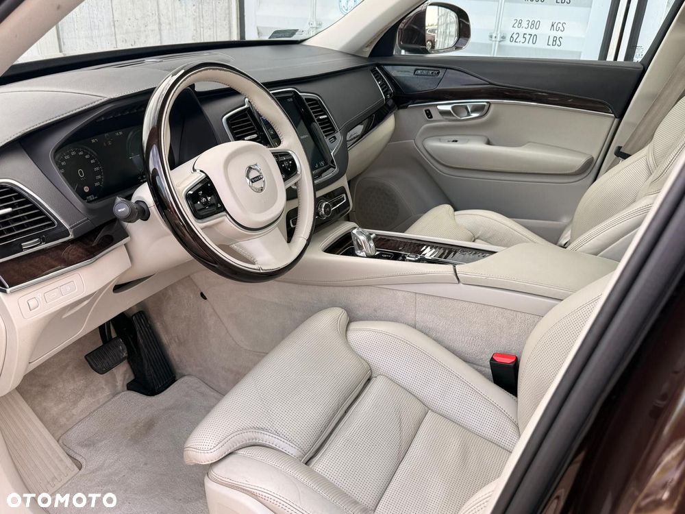 Volvo XC 90 T8 AWD Plug-In Hybrid Inscription 7os - 9