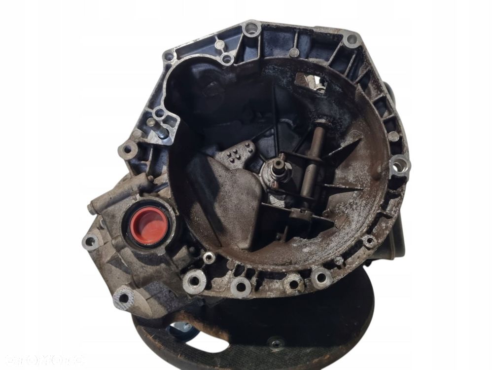 SKRZYNIA BIEGÓW Fiat Grande Punto 1.4 8V MANUAL półautomat SELESPEED 84tyś - 4