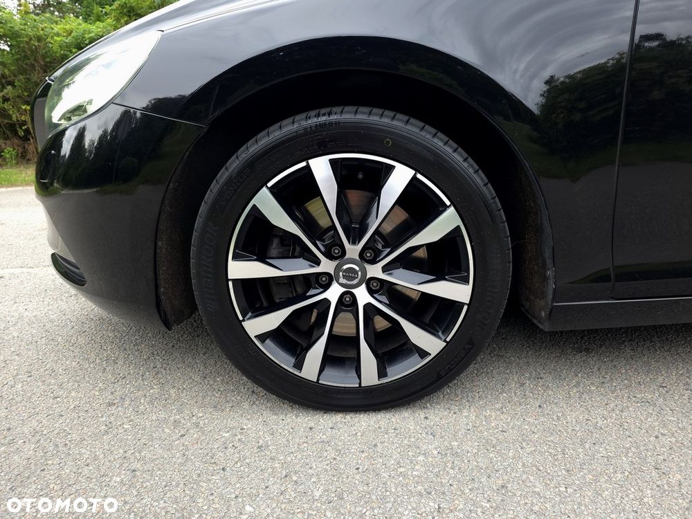 Volvo V40 D3 Drive-E Momentum - 27