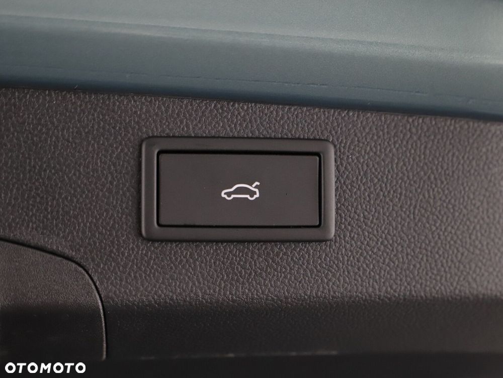 Volkswagen Passat - 26