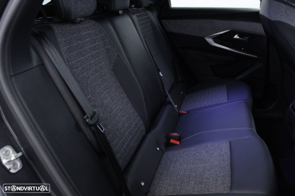 Peugeot 3008 1.2 Hybrid Allure e-DCS6 - 16