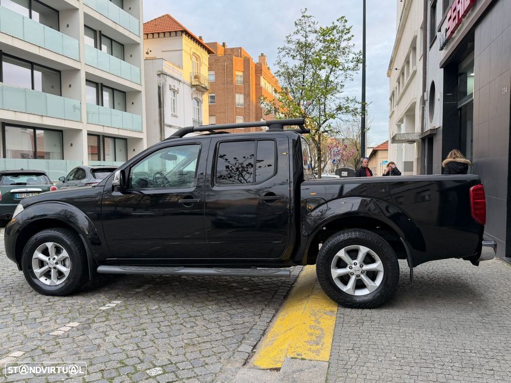 Nissan Navara 2.5 dCi CD LE Hi-Tech +P.Premium 4WD - 11