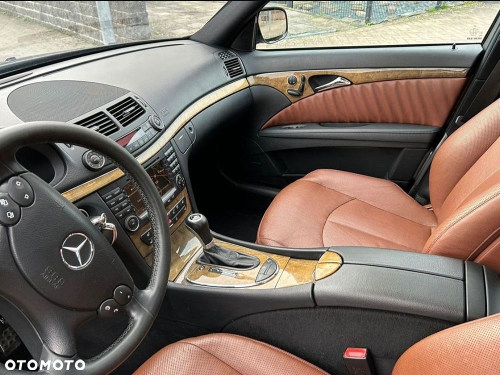 Mercedes-Benz Klasa E 320 CDI 4-Matic T Avantgarde - 10