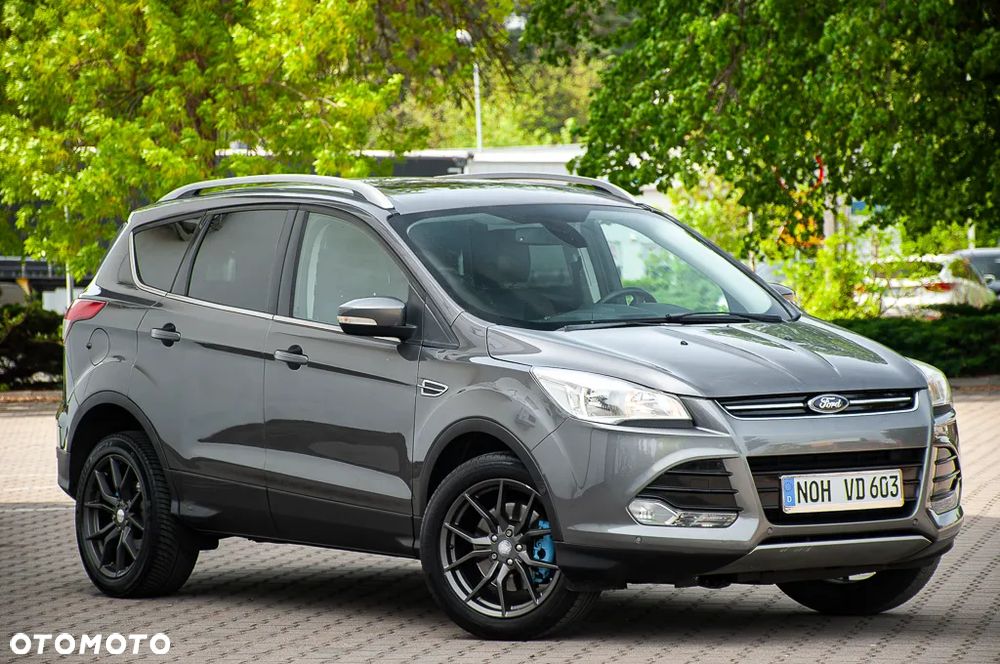 Ford Kuga 2.0 TDCi 2x4 Titanium - 8