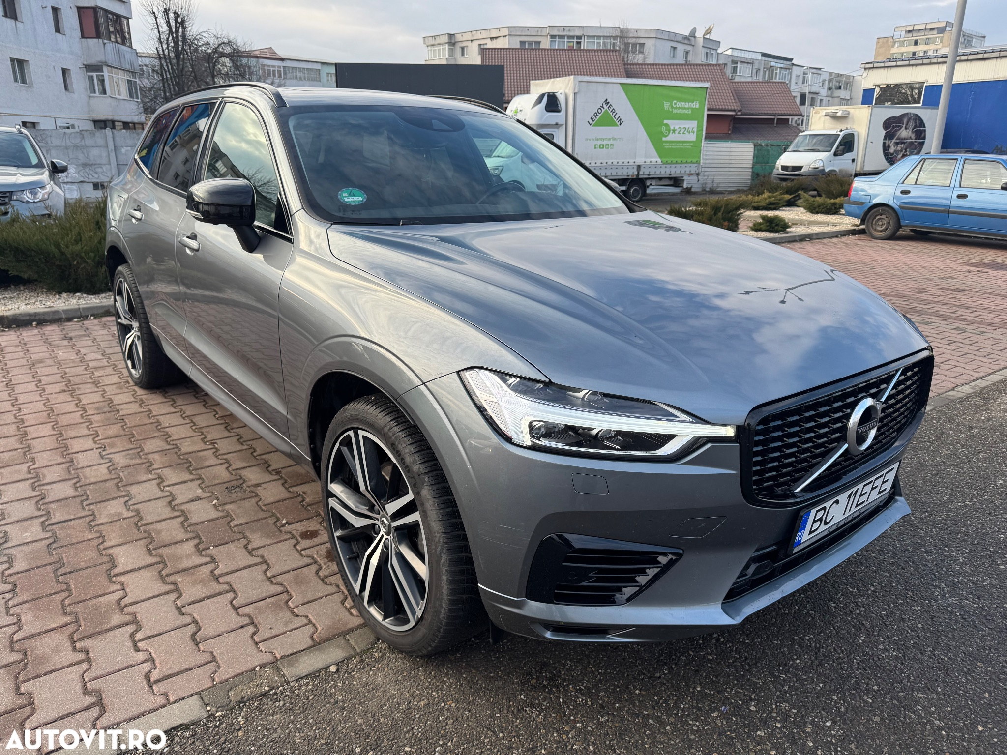 Volvo XC 60 T8 Twin Engine AWD Geartronic RDesign - 2