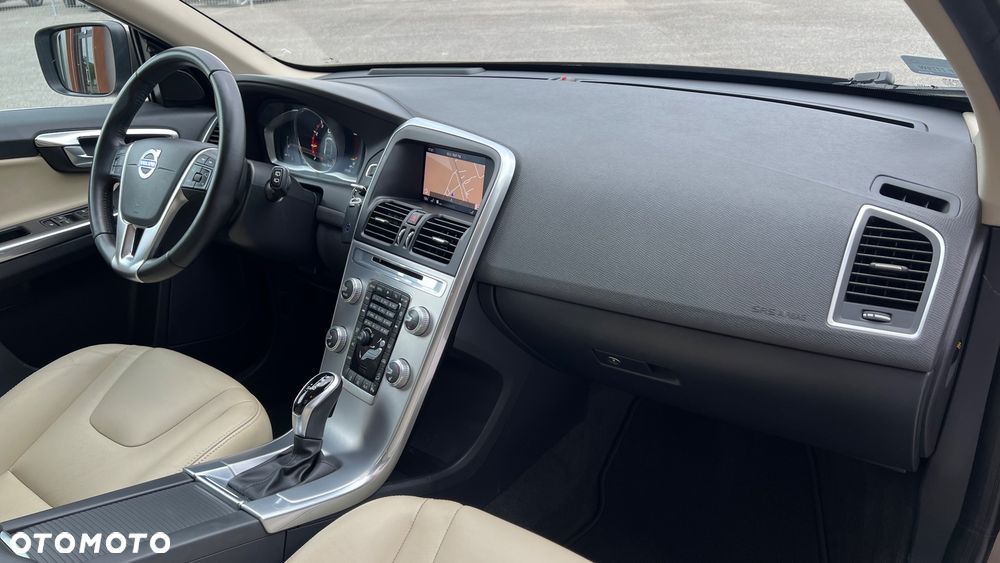 Volvo XC 60 T5 AWD Drive-E Summum - 10
