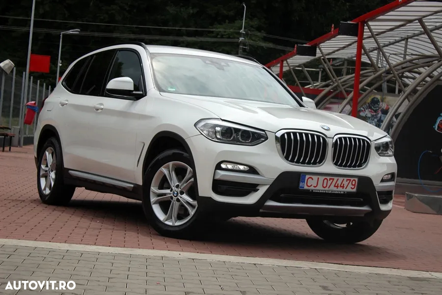 BMW X3 xDrive20d AT Luxury Line - 6