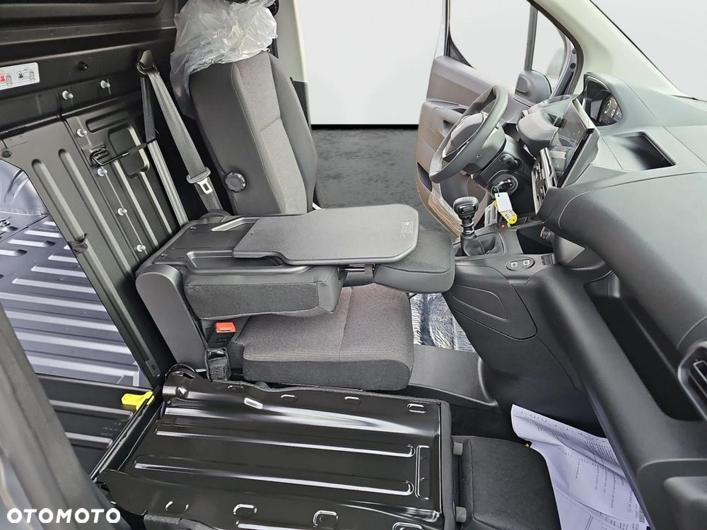 Peugeot Partner - 13