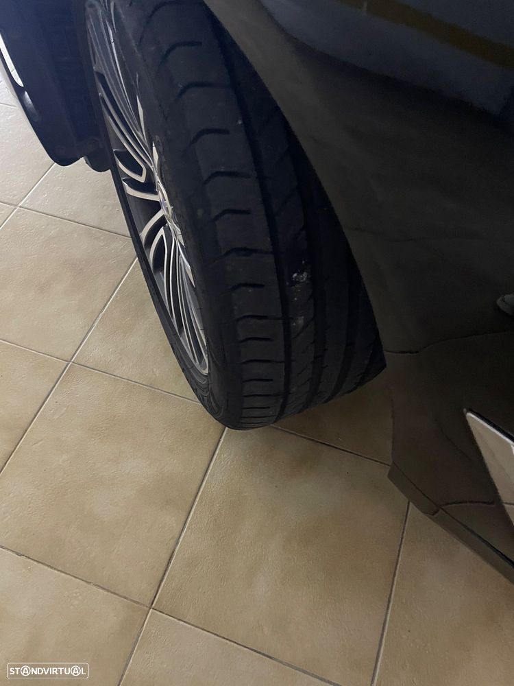 BMW 520 d Aut. Sport Line - 4