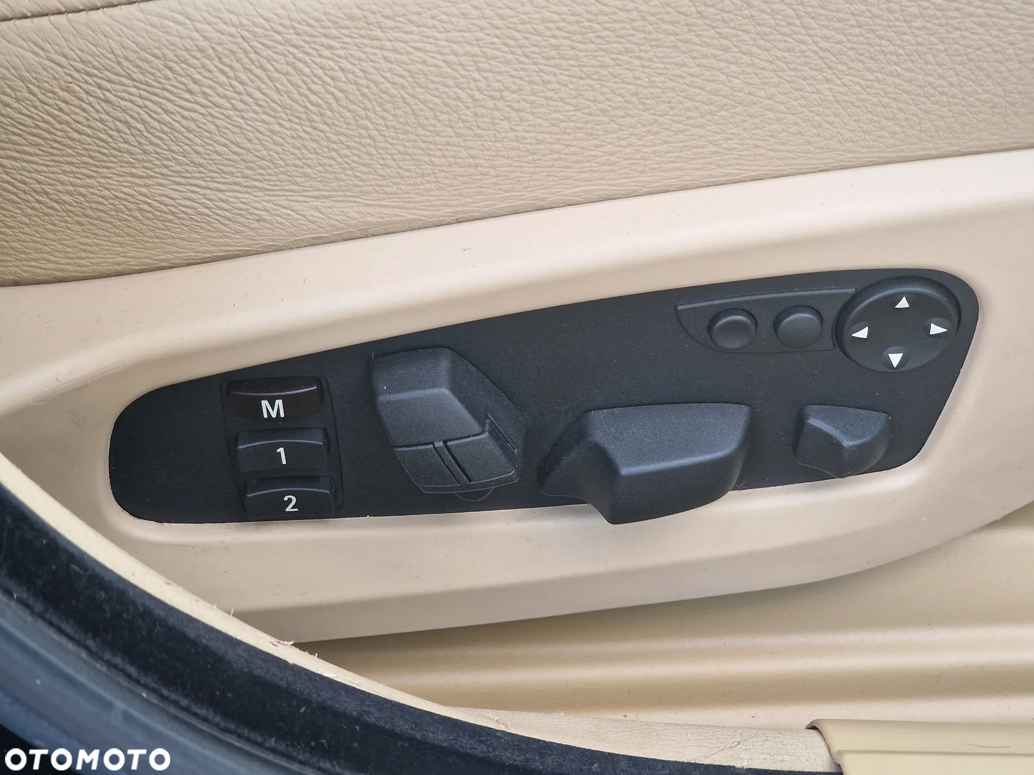 BMW Seria 5 530i - 13