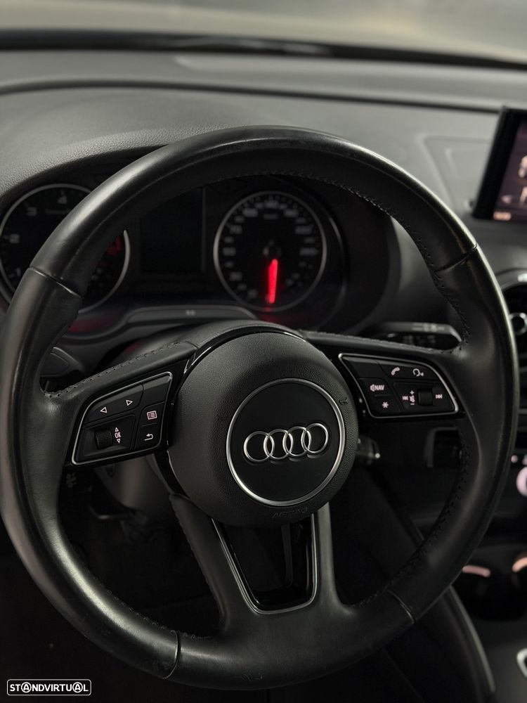 Audi A3 Sportback 1.6 TDI S-line - 16