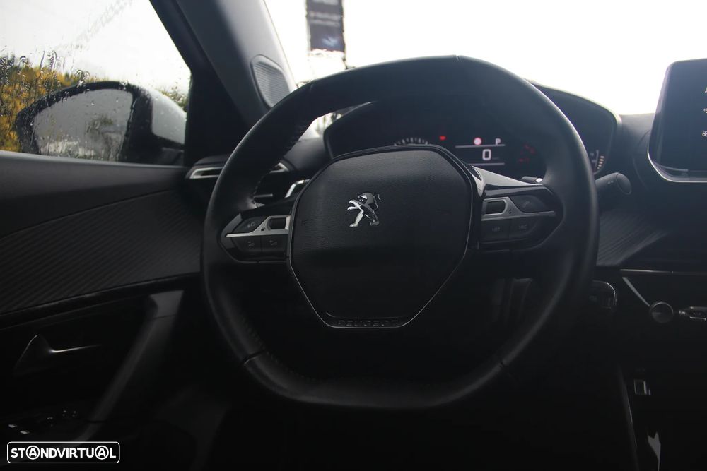 Peugeot 2008 PureTech 130 EAT8 Active - 10