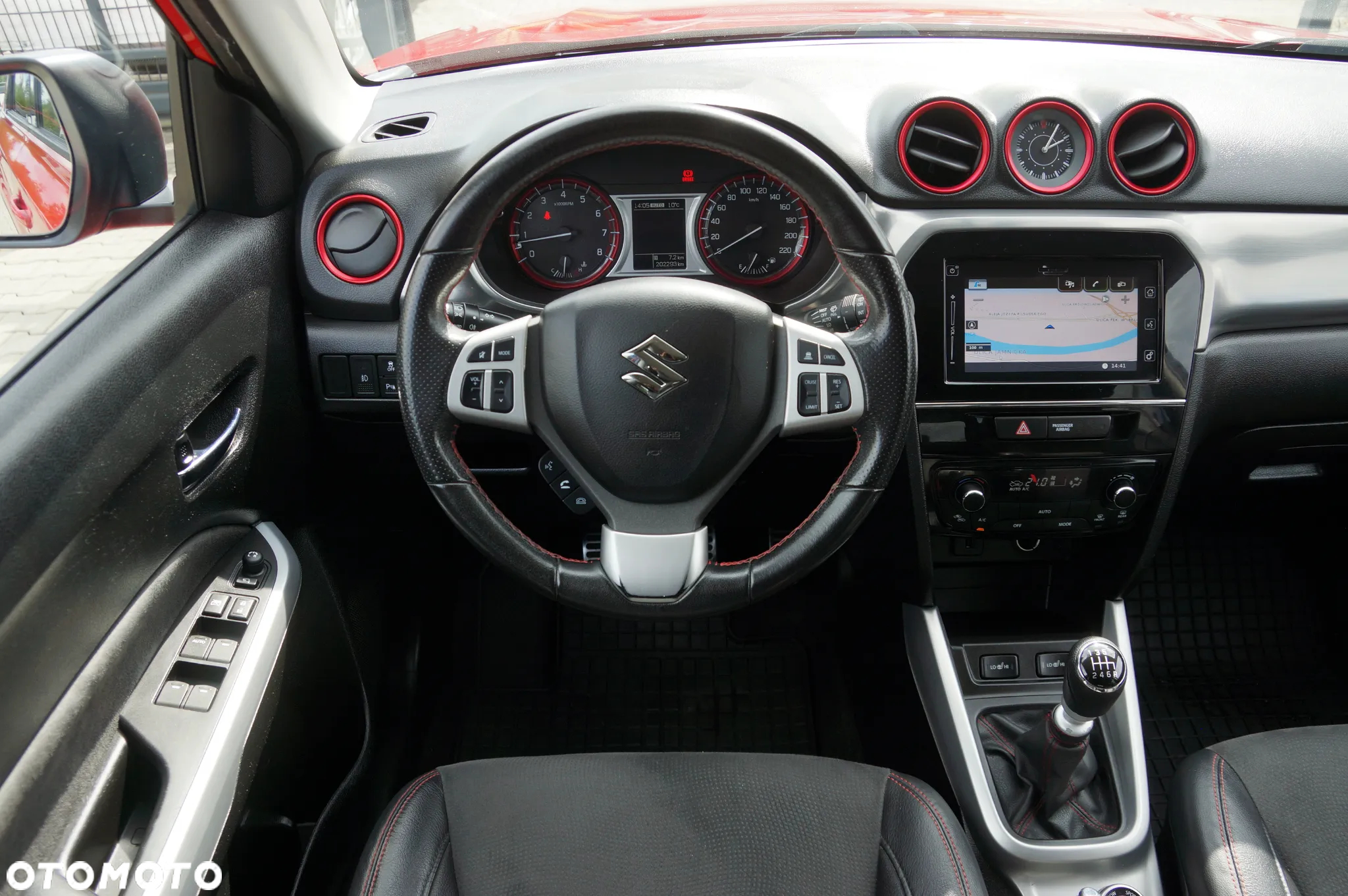 Suzuki Vitara 1.4 Boosterjet Premium 4WD - 12