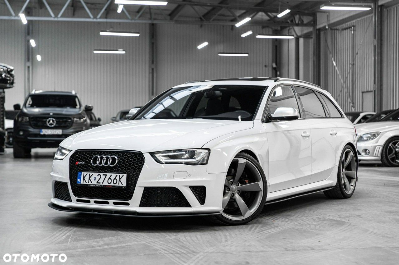 Audi RS4 Avant S tronic - 3
