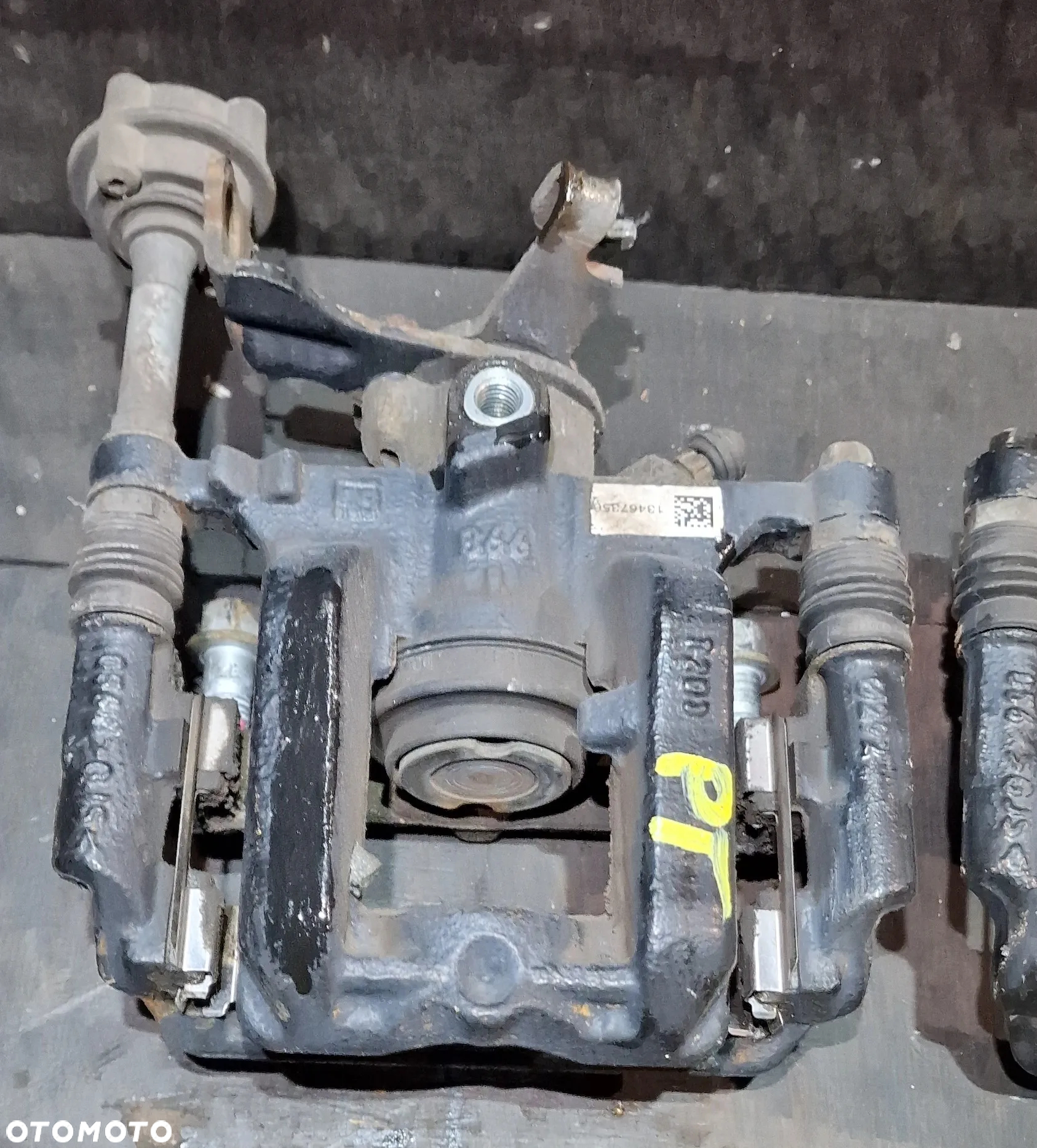 ZACISK HAMULCOWY TYŁ PRAWY LEWY 13467355 13467356 OPEL ASTRA IV J GTC OPC 1.6 T - 3