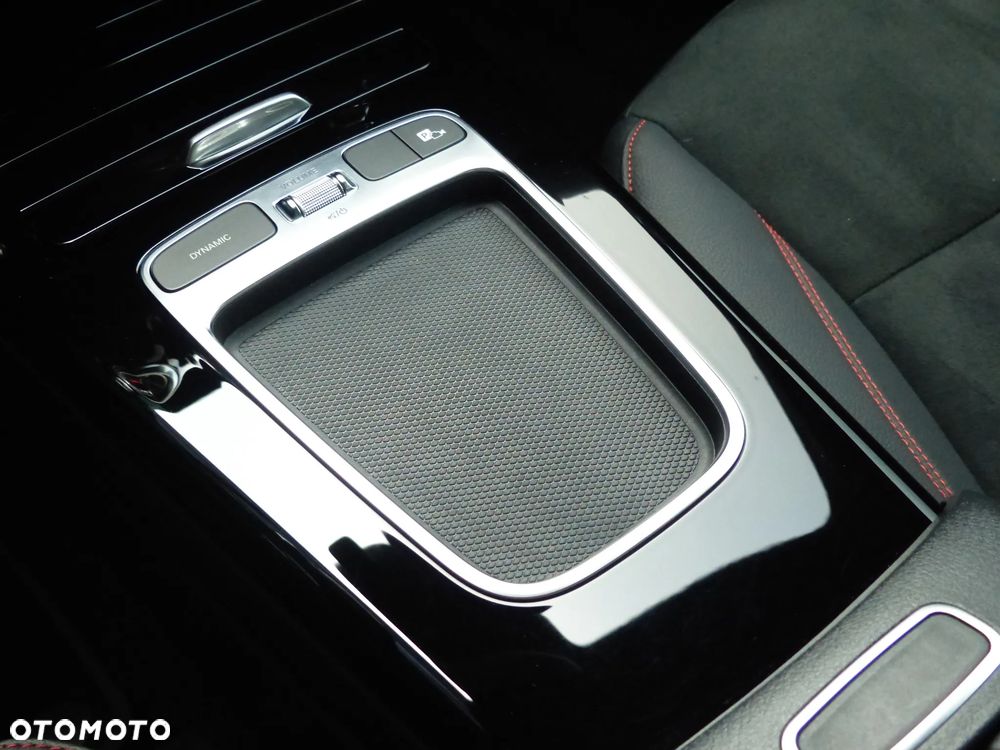 Mercedes-Benz Klasa A 200 AMG Line 7G-DCT - 26