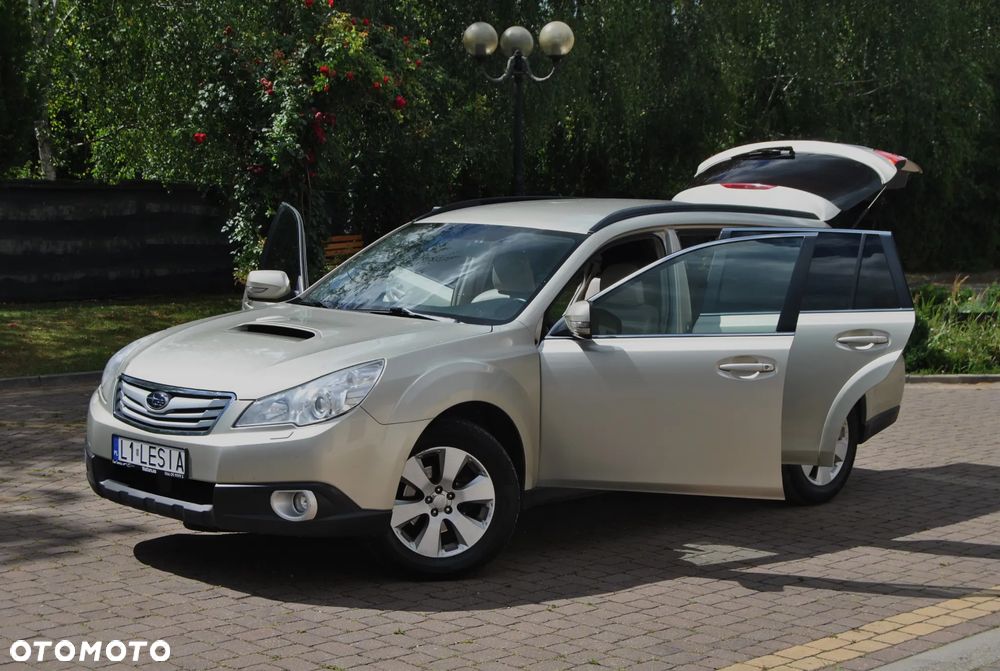 Subaru Legacy 2.0D Exclusive - 19