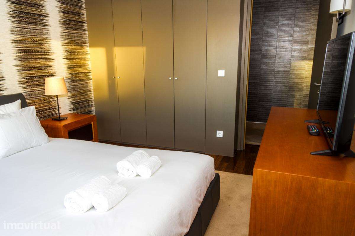 Apartamento com 3 quartos - localizado em Porto - Grande imagem: 5/33