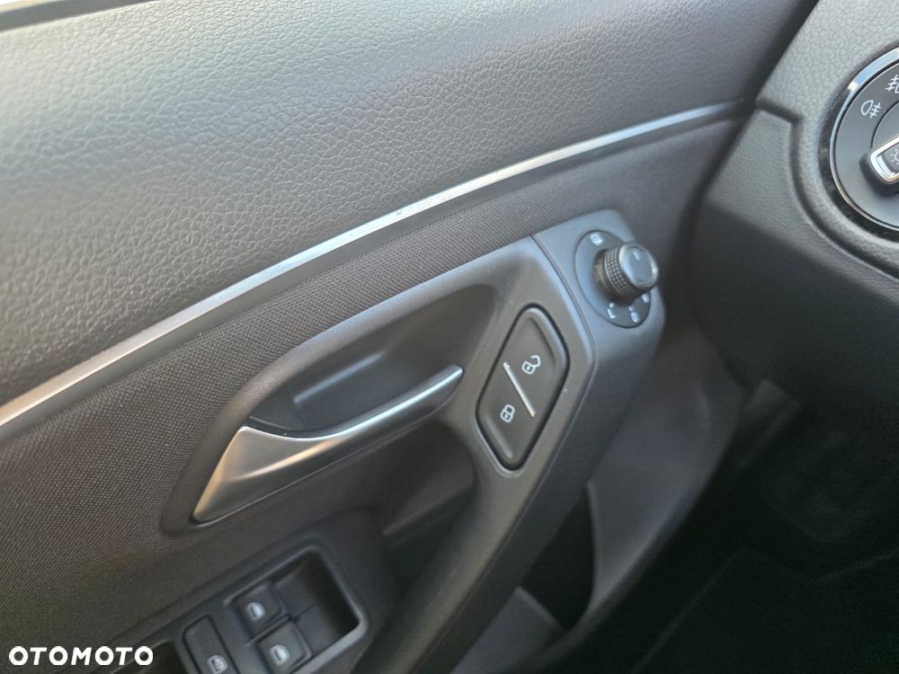 Volkswagen Polo 1.0 Blue Motion Technology beats - 13