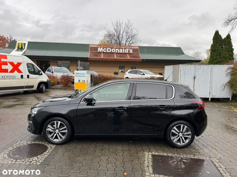 Peugeot 308 1.2 PureTech GPF Allure S&S - 2