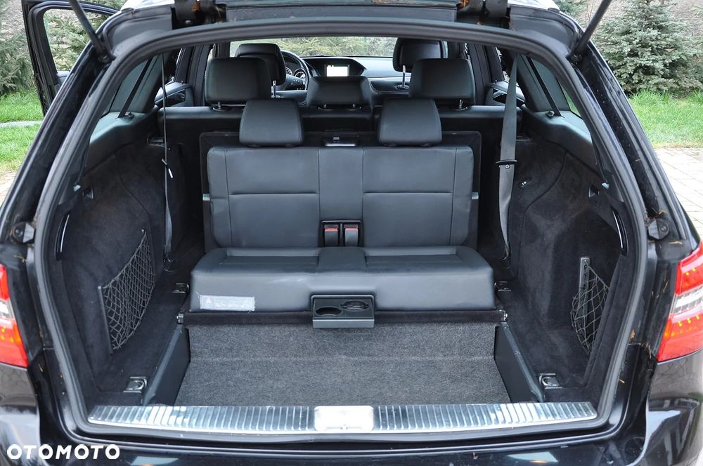 Mercedes-Benz Klasa E 350 CDI DPF BlueEFFICIENCY 7G-TRONIC Avantgarde - 23