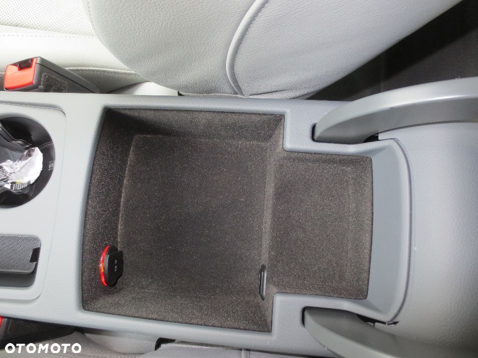 Audi A4 Avant 2.0 TDI clean diesel Multitronic - 20
