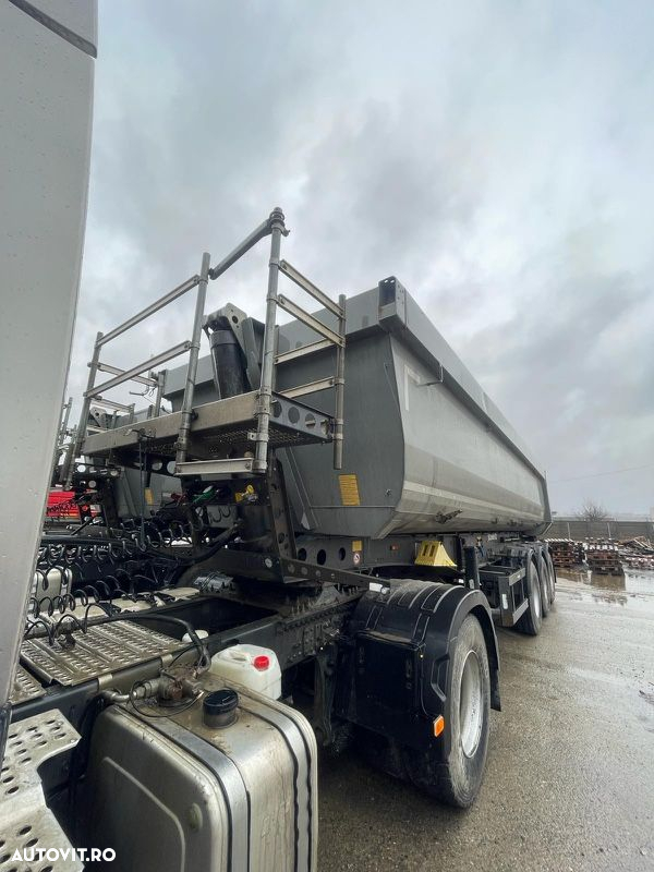 Schmitz Cargobull - 4