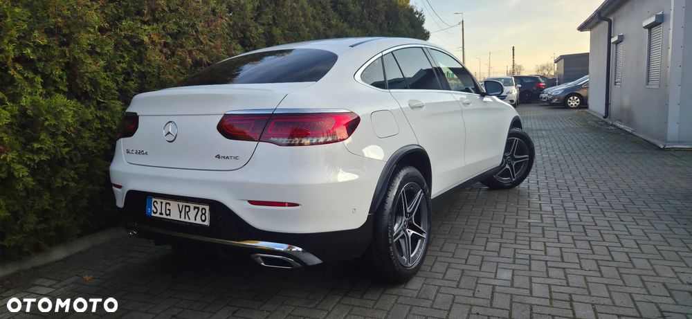 Mercedes-Benz GLC 220 d 4Matic 9G-TRONIC AMG Line - 13