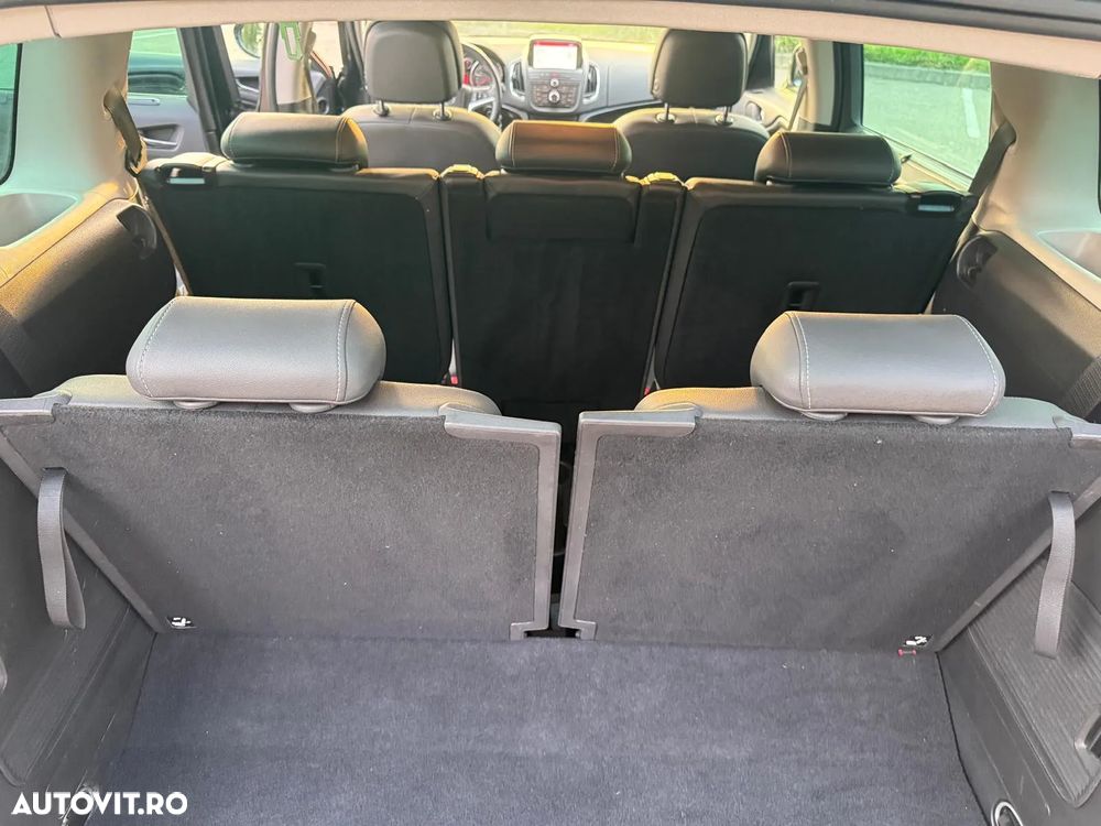 Opel Zafira Tourer 1.6 CDTI ECOTEC Start/Stop Cosmo - 7