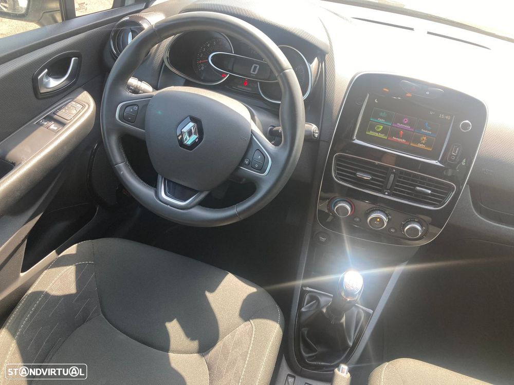 Renault Clio 0.9 TCe Limited - 22