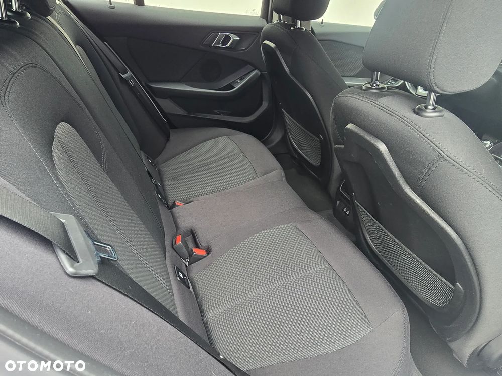 BMW Seria 1 118d Advantage - 12
