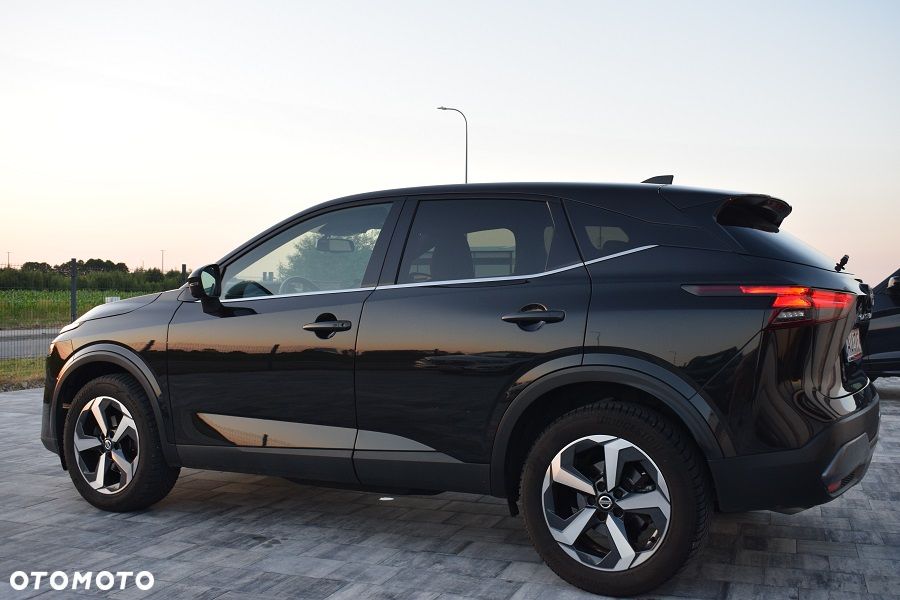Nissan Qashqai 1.3 DIG-T MHEV Xtronic Tekna - 4