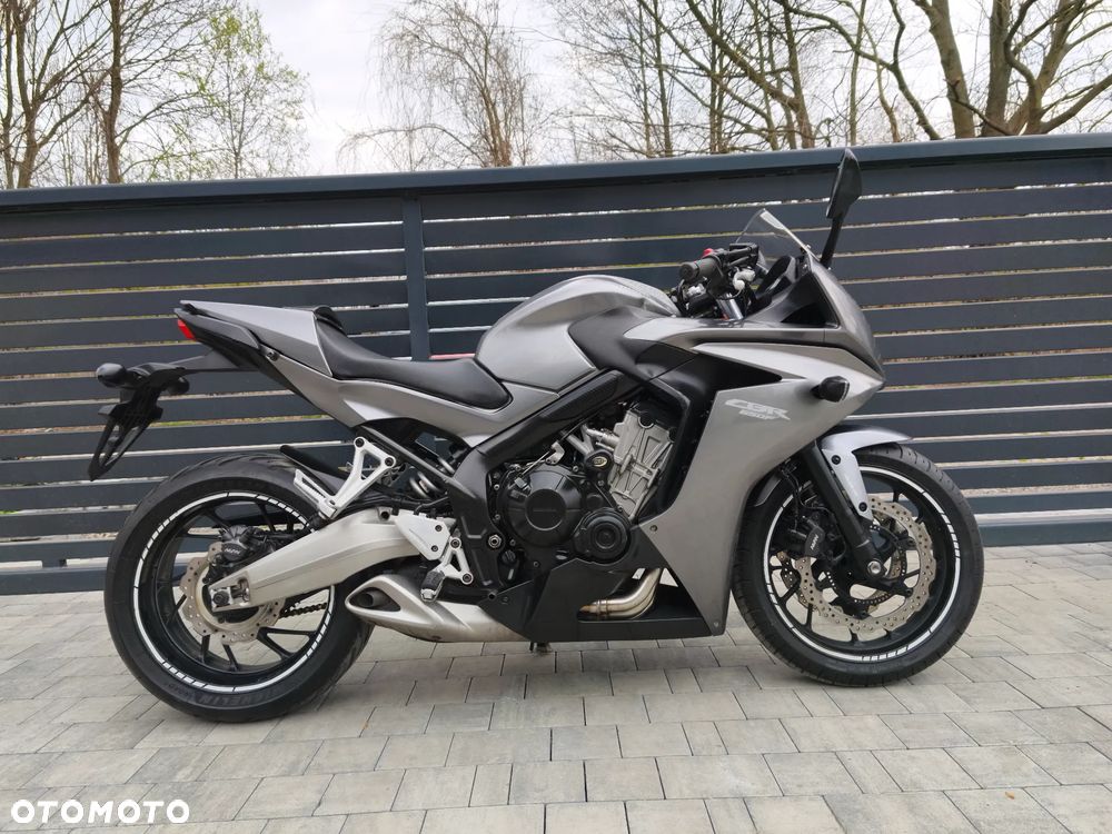 Honda CBR - 8