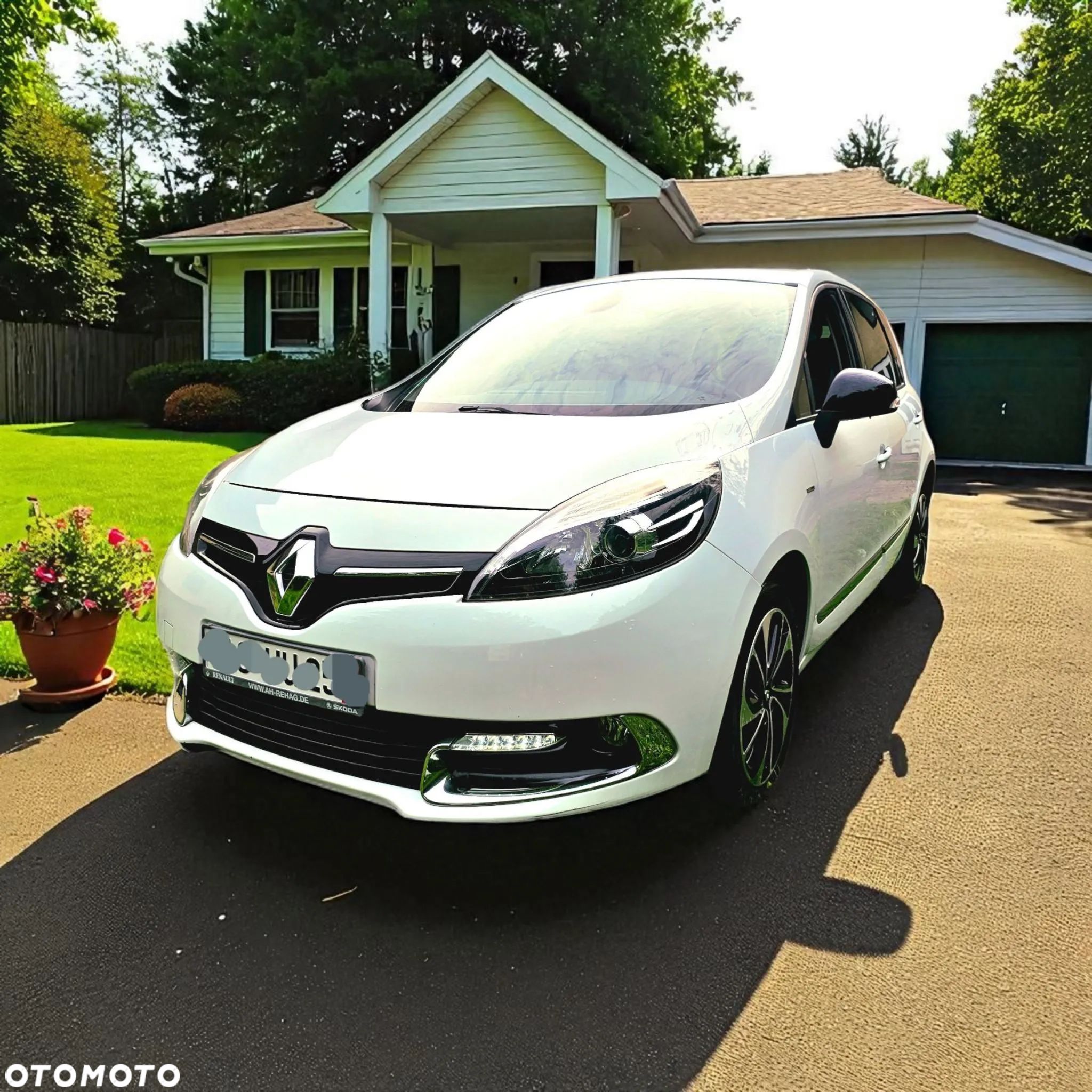 Renault Scenic ENERGY TCe 130 BOSE EDITION - 1