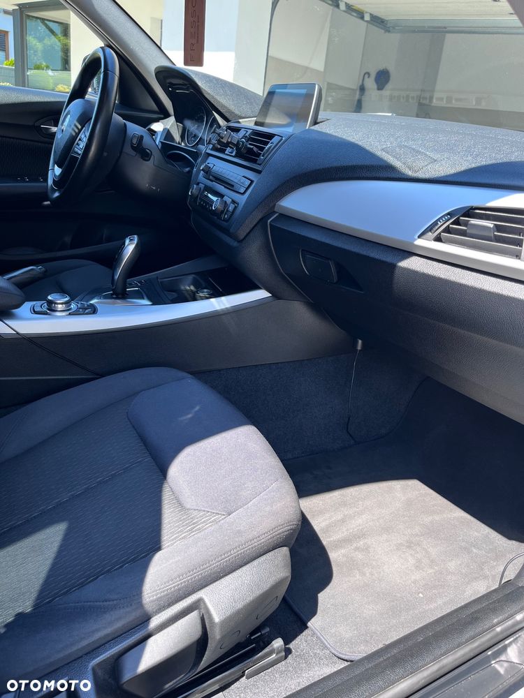 BMW Seria 1 118d - 10
