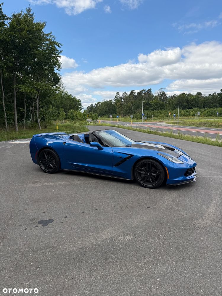 Chevrolet Corvette - 4