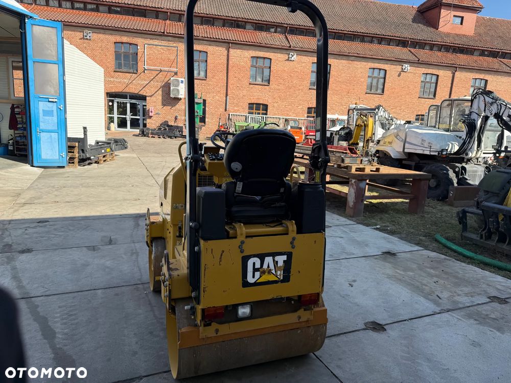 Caterpillar CB1.8 - 4